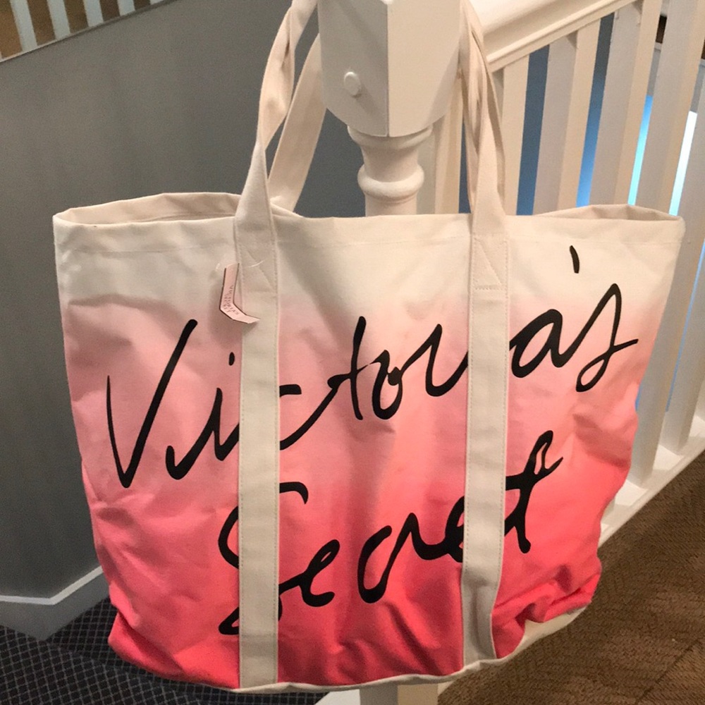 Victoria’s Secret beach tote